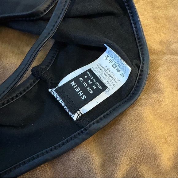 NWOT SHEIN ICON Metallic Heart-Shaped Hollow-Out Cross-Tied Halter Top - Picture 6 of 6